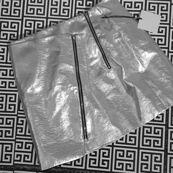 Nina, by the way mini skirt - Picture 1 of 6